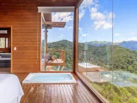 Cabin in the Mountains with Beautiful Views VST012 Hotels in Anitapolis