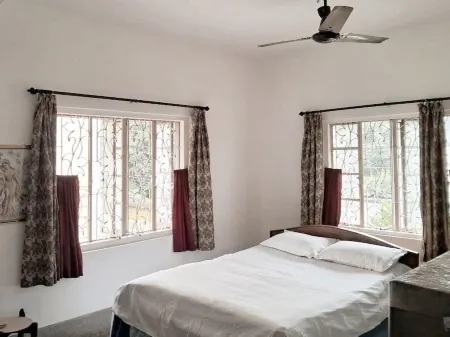 Charming 3 Bedroom, 2 living room, with AC, WiFi in Purulia town, West Bengal. Отели рядом с достопримечательностью «Ajodhya Hills»
