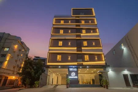 FabHotel Namaha Suites