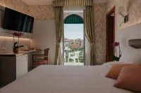 Hotel Flora Hotels in Stresa