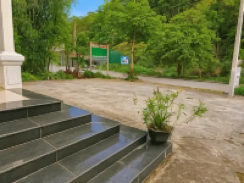 Thành Luân Hotel Hotels in Nam Mau