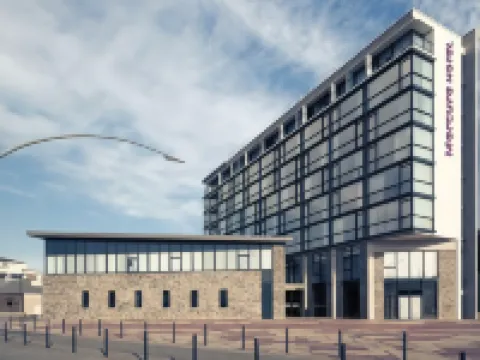 Mercure Cherbourg Centre Port Hôtels à : 