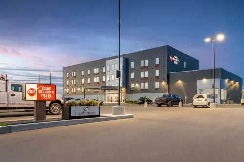 Best Western Plus Dauphin - parkir