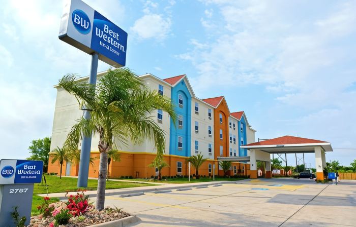 Best Western Ingleside Inn  Suites