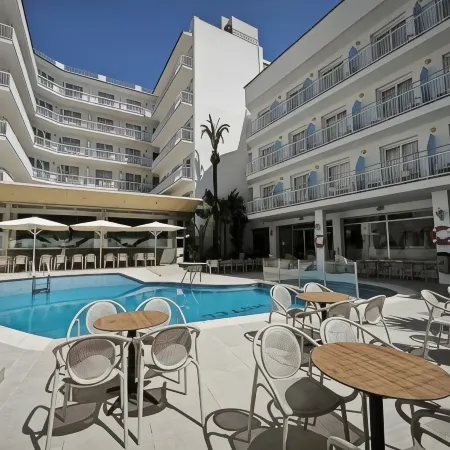 Hotel Miami Calella - El de Siempre, Como Nunca
