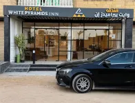 White Pyramids Inn - Inns