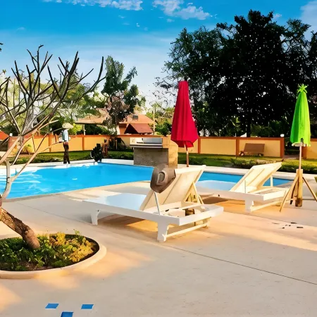 NAN Noble House Garden Resort