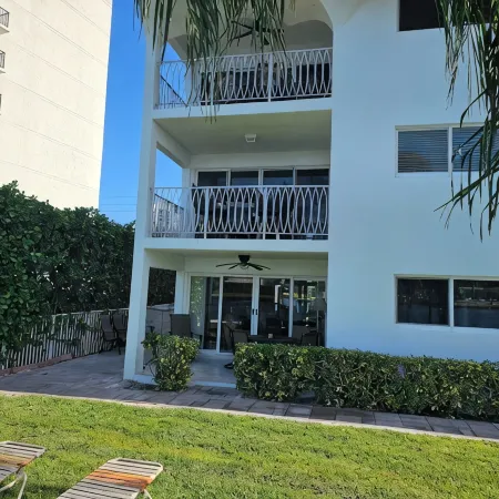 Gorgeous direct Intracoastal views in the heart of Pompano Beach