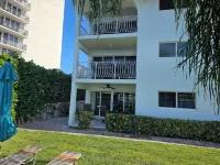 Gorgeous direct Intracoastal views in the heart of Pompano Beach - Homestays