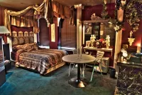Mariaggi's Theme Suite Hotel & Spa