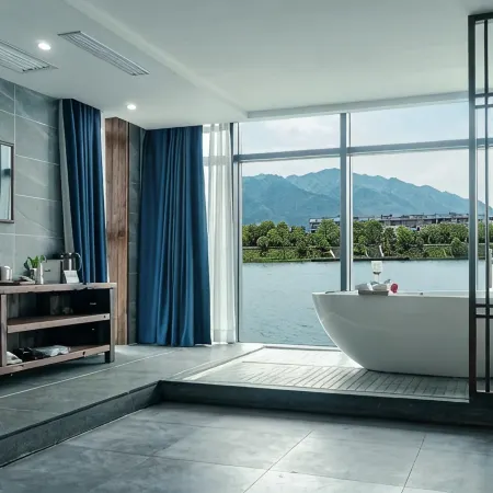 Four Seasons Breeze Homestay