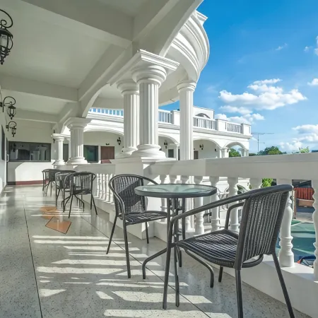 Happiness Guesthouse