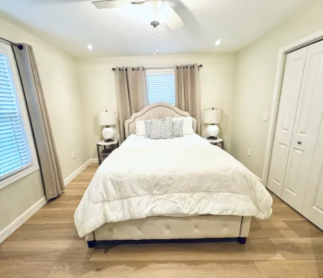 Charming Springfield Stunner: a relaxing escape in peaceful Jerome Village - Homestays
