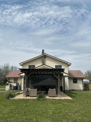 4-bedroom house in fantastic Mountain View with AC, WiFi!!!!