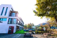 Gapyeong Prado Pension - Homestays