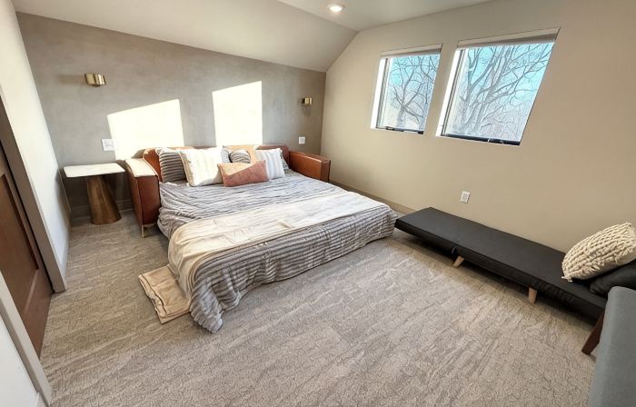 6 Bedroom, 6.5 Bathroom with Indoor Pool, Hot Tub & Sauna