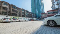 HanTing Hotel (Zhoukou Wuyi Square) - 2 stelle