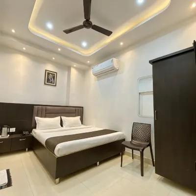 Butterfly Inn Hotels near Banaras Ghats