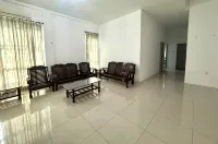 J5 Bintulu Homestay -Private Ground Floor Stay - 2-Star