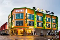 SPRING SEASON HOTEL - Parkplatz