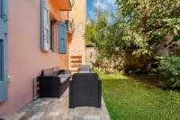Oasis in the Center of Bologna - Condos