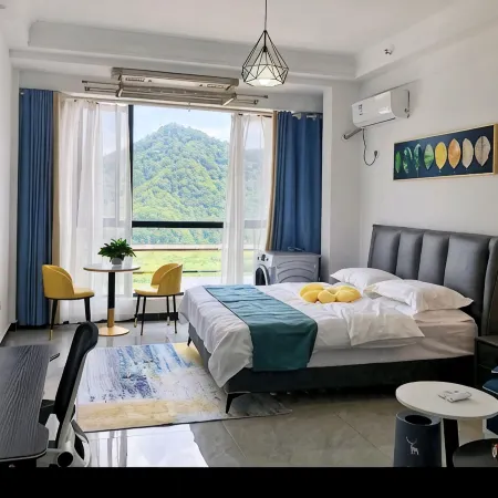 Yunfan Hotel (Yichun High-speed Railway Station)