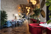 Kazakhstan Hotel - พร้อมอาหารเช้า