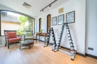 Paradee - Gym