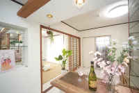 Higashiomi Large House