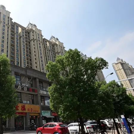 Anqing Zhenzhen Hotel