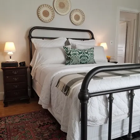 Prickly Pear Cottage, Upper Unit - 3 bedroom charmer on south Wrightsville Beach