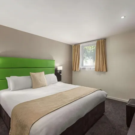 Redwings Lodge Birmingham
