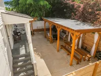 Beautiful 4 bedroom! Hot Tub, Fabulous Downtown Newberg Location! Hotels in Newberg