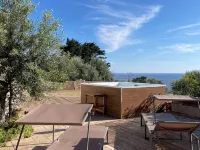 Sea View Trullo with Heated Whirlpool - Homestays