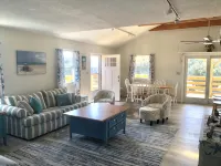 Quaint 4-bedroom cottage in Nags Head located just minutes from white silky sand