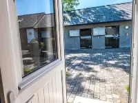 The Stables At Ballygraffan - Maurice's Stable Hotels in Newtownards
