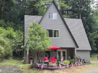 4-bedroom cabin in peaceful Lakeside Oregon - Wifi