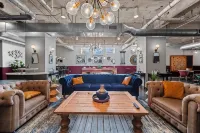 Loft in Downtown Dallas with Skyline Views - Condos