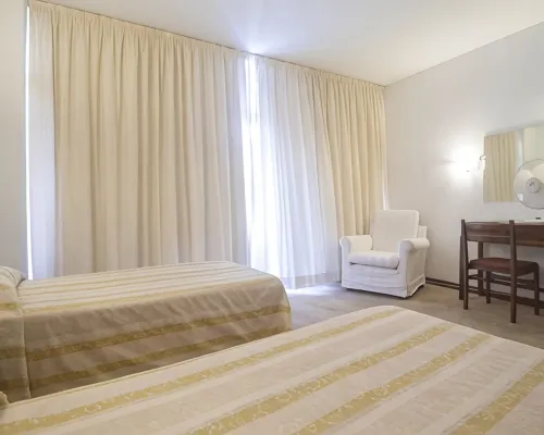 Residencial Greco โรงแรมในฟุงชาล