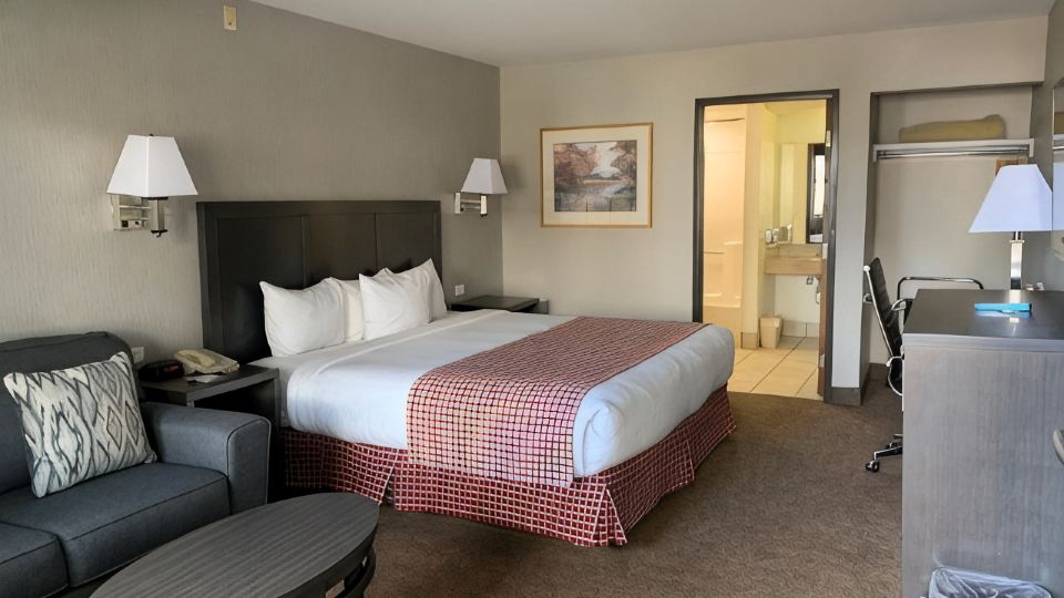 Baymont by Wyndham Seattle/Kirkland WA