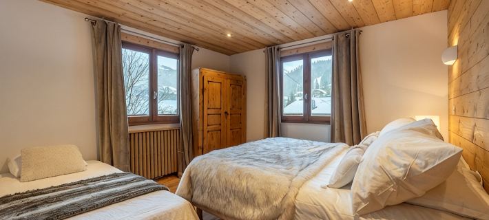 4-star apartment in a magnificent Savoyard chalet - 50 m from the slopes Hotels in La Clusaz