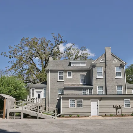 The Grand Colonial Manor on East 11th - 3 Kings! Hoteles en Anniston