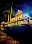 All Decked Out- Elegant Pickwick Lake Living,  Sleeps 10