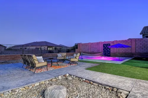 Estrella Mountain 5 Bdrm w/Views, Pool, and Games!
