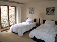 Riverfront, golf course retreat with pool! Hotels in Sharp County