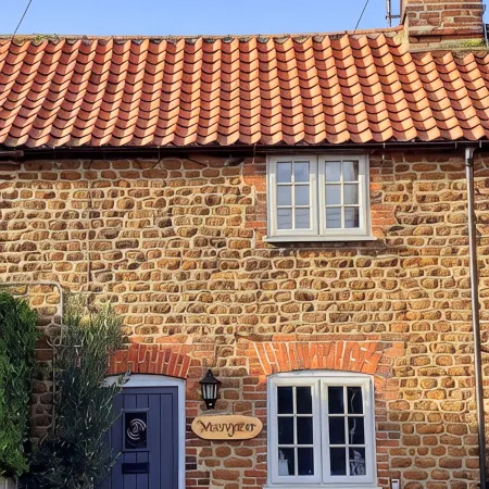 A Charming, Pet Friendly Cottage, in the Beautiful Coastal Village of Heacham.