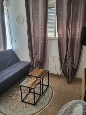 212 Apartment 10 min DisneyLand - Wifi