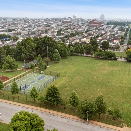 Pristine Townhouse With Rooftop Deck Near Canton!