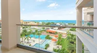 NEW LUX TWO BEDROOM CONDO AT LEVENT BEACH RESORT IN AWARD-WINNING EAGLE BEACH - 4-Sterne