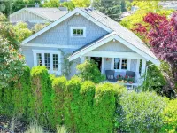 Centrally located private studio in Chemainus Hotéis em Chemainus